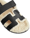 Hermès Chypre Sandal – Black / Écru Shearling