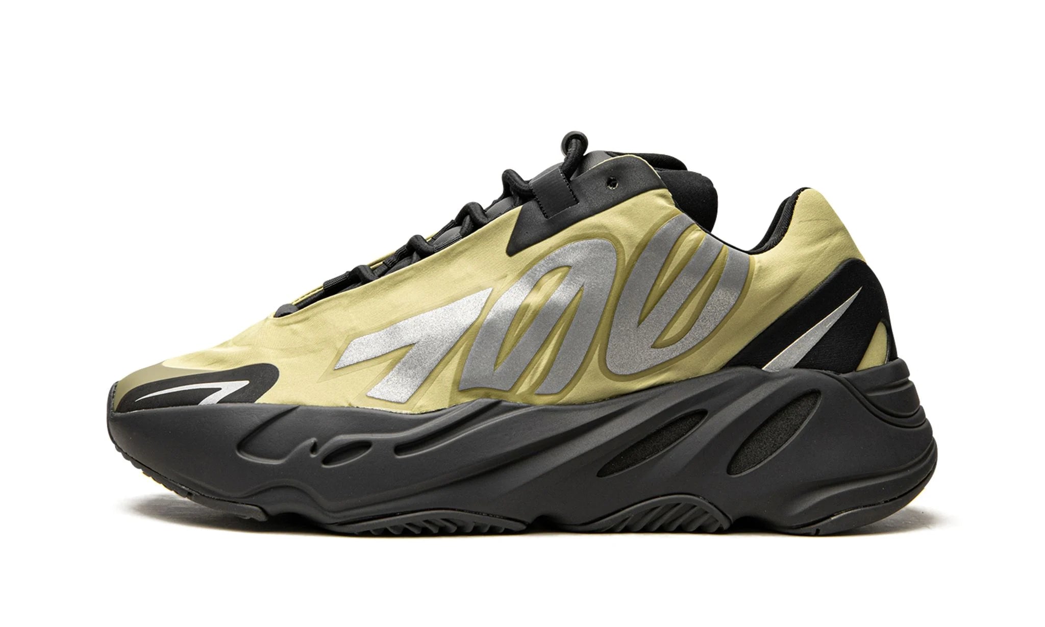 Yeezy Boost 700 MNVN Resin