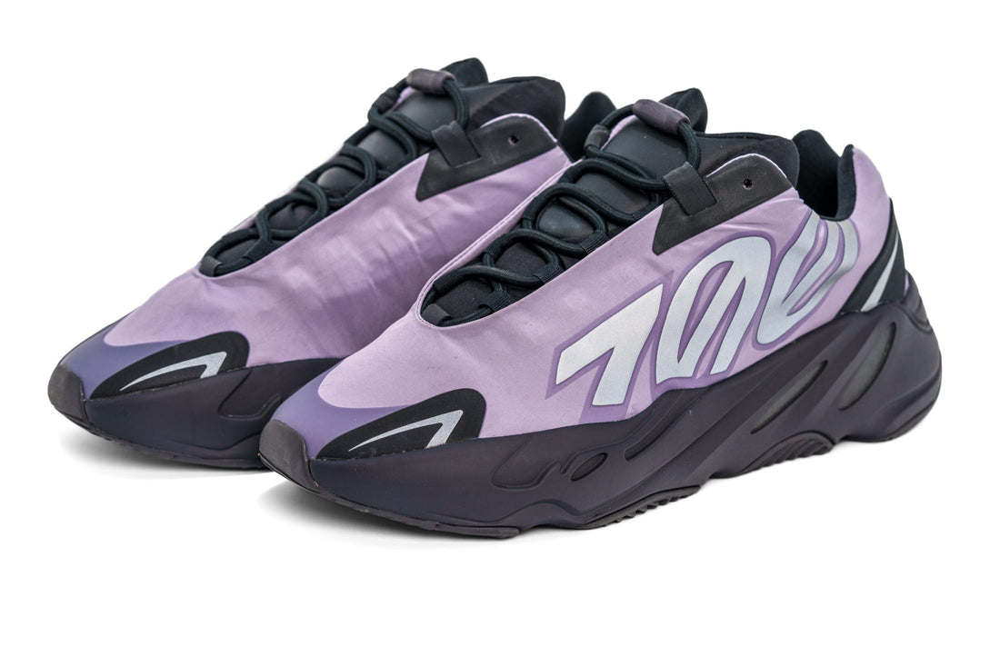 Yeezy Boost 700 MNVN Geode