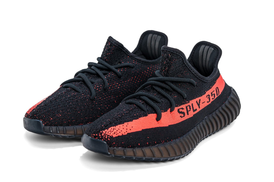 Yeezy Boost 350 V2 Core Black Red (2016/2022)