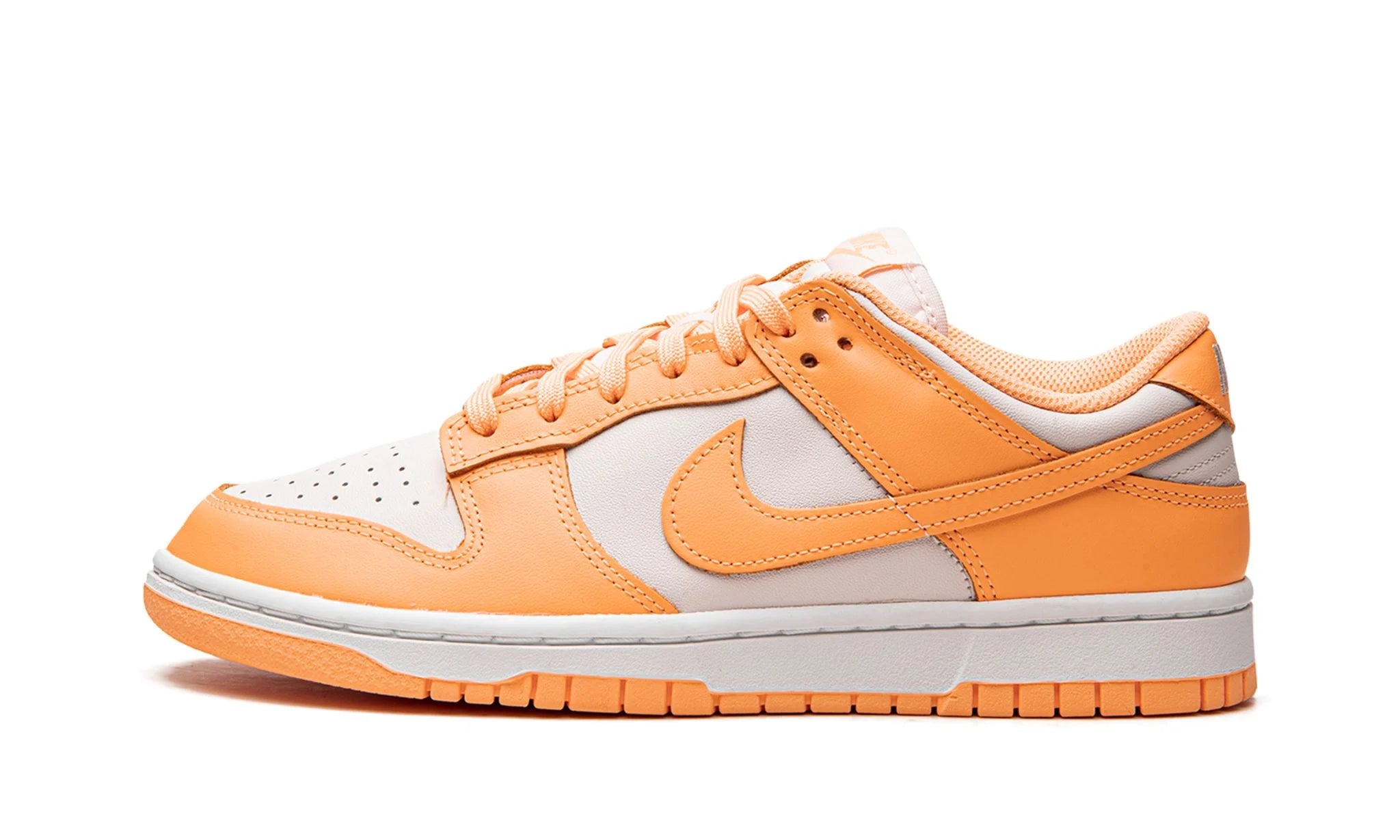 Nike Dunk Low Peach Cream (WMNS)