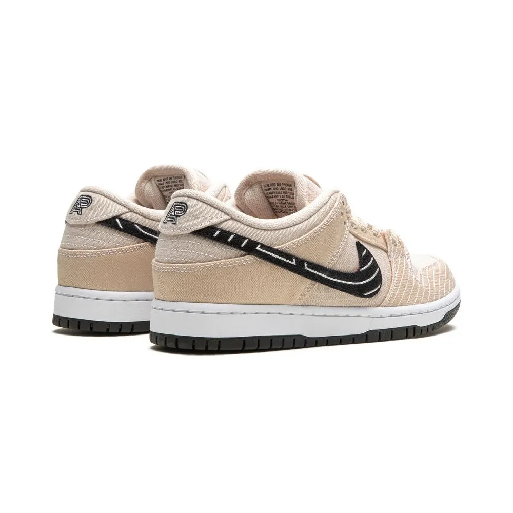 Nike SB Dunk Low Albino & Preto