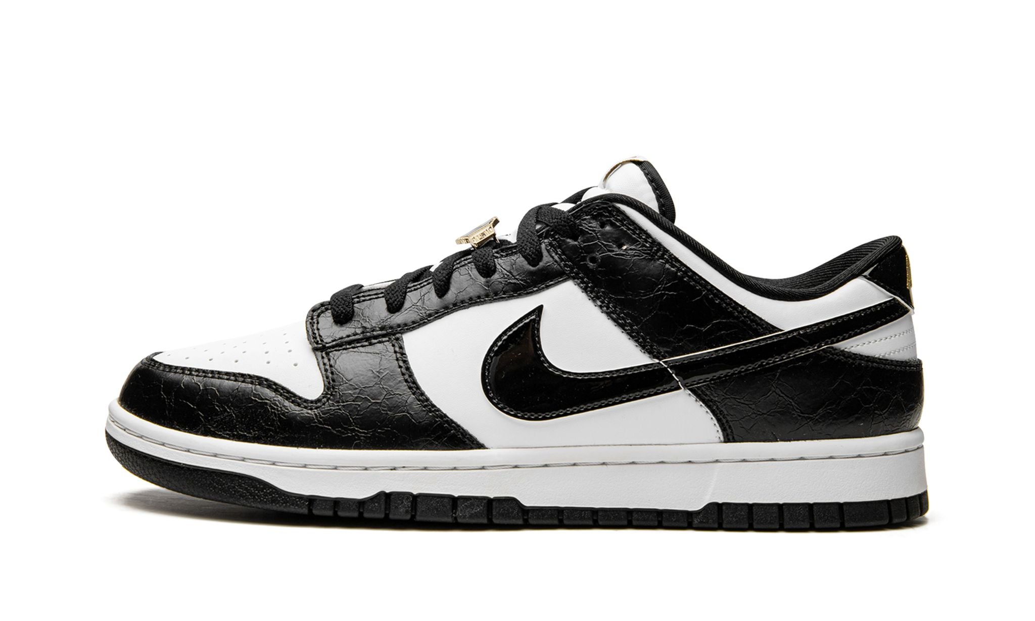 Nike Dunk Low SE "World Champs Black White"