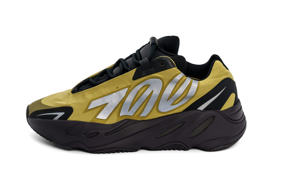 Yeezy Boost 700 MNVN Resin