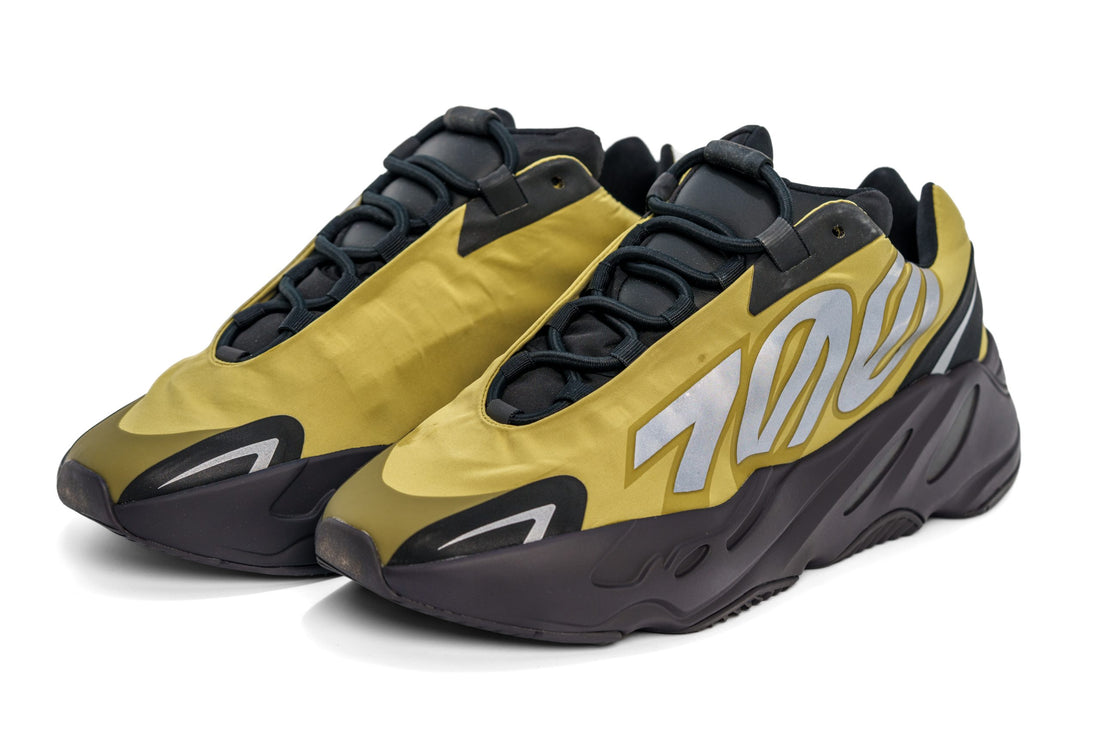 Yeezy Boost 700 MNVN Resin