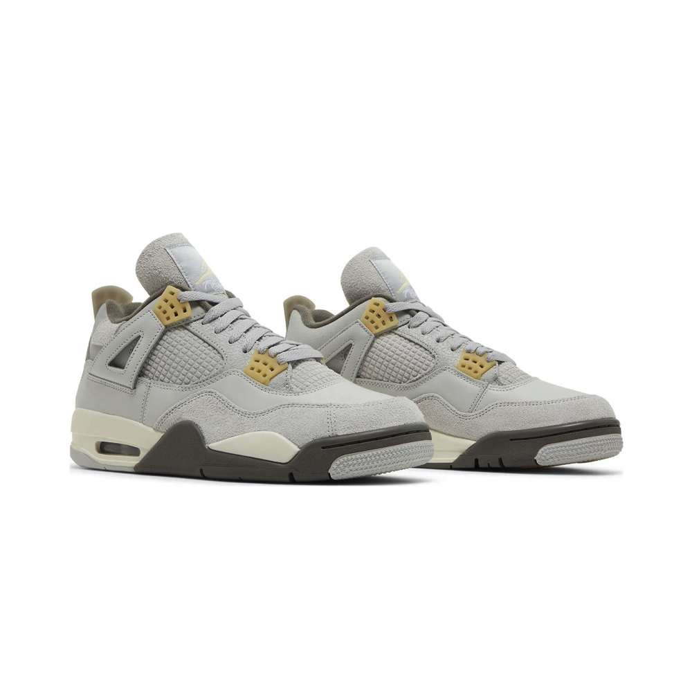 Air Jordan 4 Retro SE Craft Photon Dust